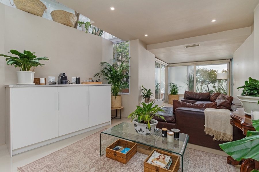 4 Bedroom Property for Sale in Clifton Western Cape